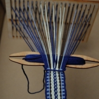 Hřebenový pásek - modrý ::::: Blue weaving on heddle loom