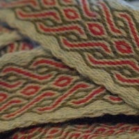 Karetkový pás - dvojitý zamotanec / Tablet woven band Birka